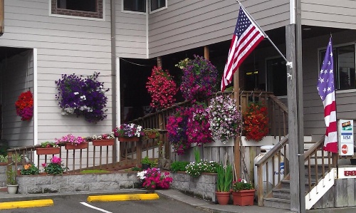 Tradewinds Motel image 10