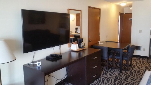 Tradewinds Motel image 22